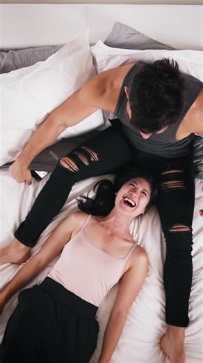 Melt: Massage for Couples on Instagram: "No oil, no setup, no effort. It's perfection. So simple you can do it tonight. Head massages are perfect in bed. Do it just before sleep and watch everything soften."
