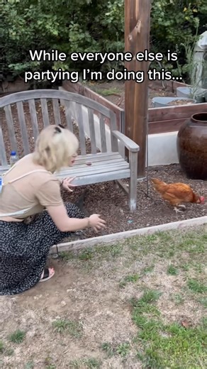 124K views · 10K reactions | Babysitting Surprise: Frozen Movie Magic | Kallmekris | Facebook