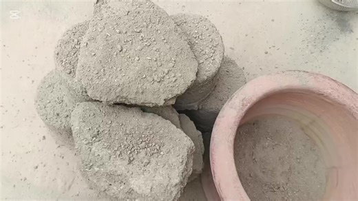 black 🖤 stone and sand texture dry floor and clay pot crumbling satisfying video #satisfyingvideo #asmr #crumbling