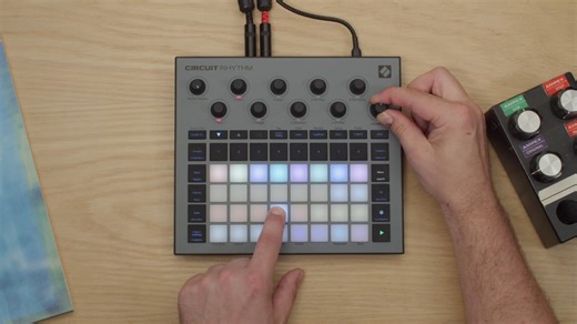 创作复杂音序 // Novation