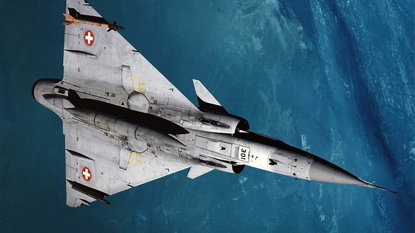 Mirage IIIE Intercepts U-2 at 65,000 Feet: A Supersonic Photo Finish Over France