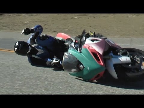 Crash - Sport Bike Hits Harley