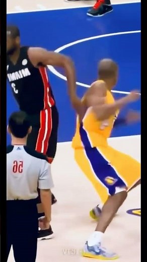 Kobe bryant vs dwane wade #losangeleslakers #kobebryant #dwanewade #slamdunk