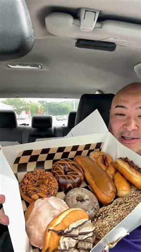Tony Cu on Instagram: "Hanisch Bakery & Coffee Shop - Red Wing, MN #donuts #bakery #foodreview"