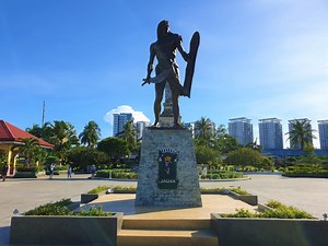 【セブおすすめ定番観光地】マクタン・シュライン（Mactan Shrine）ラプラプ像＆マゼラン記念碑　※動画あり