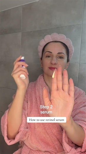Apply only at night and use sunscreen daily #skincare #skincaretips #retinol #antiaging