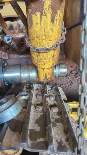 This Hydraulic Cylinder Changes Everything #hydraulics #upgrade #engineering