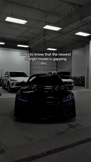 Dodge Charger: Hellcat vs. Scat Pack Performance Guide