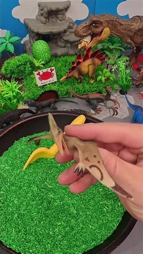 Pteranodon Dig! Learn About Flying Reptiles!