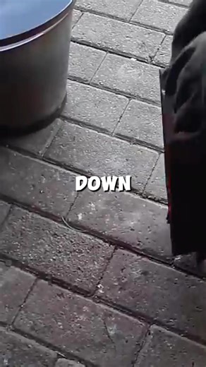 part1I witnessed my friend break down after seeing his pregnant girlfriend. ？