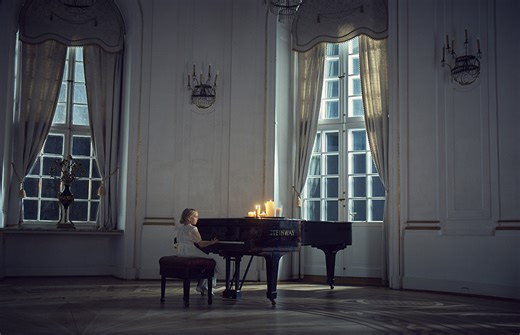 Bloober Team Celebrates 15th Anniversary With Creepy Rendition of “You Are My Sunshine”, New ‘Layers of Fear’ Content Announcement [Video]