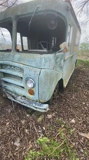 1965 GMC General van revival #chevrolet #automobile #trucking #viking #restoration #gmctrucks