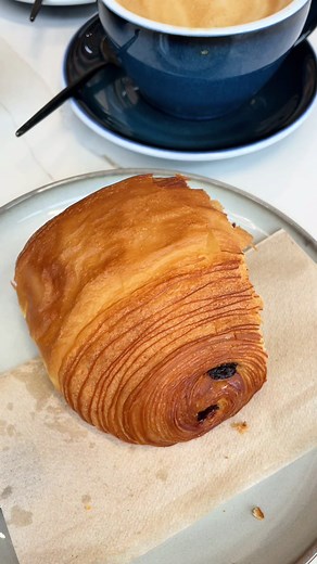 this should be illegal. #pastry #funny #breakfast #trending #couplejokes