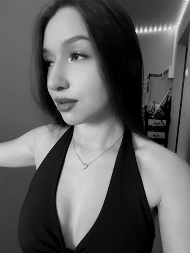 Video's van линда (@linnnn_kl) met оригінальний звук - dead dynasty♻️