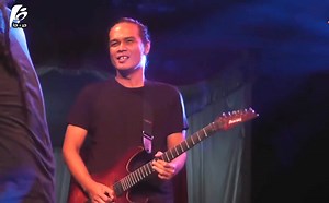 bip - Kuncianmu ( Live Concert ) ▶︎ Follow BIP Official ● Instagram : https://www.instagram.com/bip_band ● Facebook : https://www.facebook.com/BIPofficial ● Twitter : https://www.twitter.com/BIPofficial ● Tiktok : https://www.tiktok.com/@bip_band ▶︎ Personel's ● @bonqmarcel https://www.instagram.com/gilabong ● @indraqadarsih https://www.instagram.com/indraqadarsih ● @ipanglazuardi https://www.instagram.com/ipanglazuardi ● @payburman https://www.instagram.com/payburman ▶︎ Available On Digital Sto