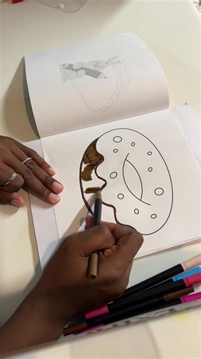 🍩 #colorwithme #fyp #asmrsounds #colorfyp #colour #colouring #coloring