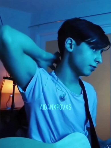 Aidan Gallagher Edits: Big Boy Photoshoot Compilation