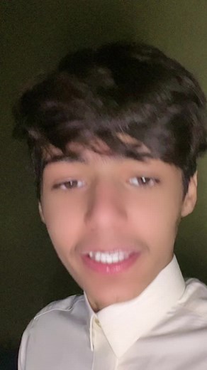 Exploring Face Tracking Techniques in Gesture Recognition