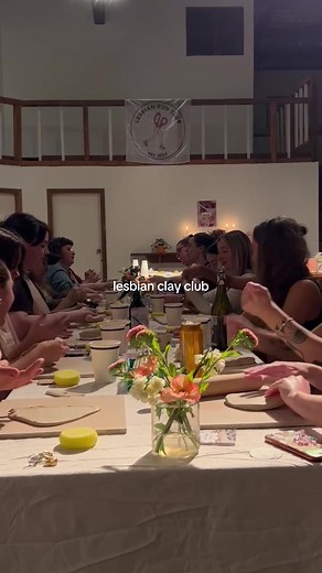 Our first Lesbian Clay Club with @posyceramics 🫶🏼 #wlw #wlwsydney #queersydney #lesbianrunclub #lesbiansoftiktok #sydneylesbianevent #sydneylesbians