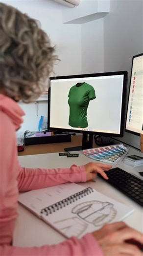 Uhumain - Vêtements plein air on Instagram: "Créer ici, pour bouger ici. ❄️🏃‍♀️ Chez Uhumain, chaque étape compte: 👕 des vêtements dessinés ici 🧶 des tissus choisis ici 🎨 des couleurs sélectionnées ici 🧵 des accessoires cousus ici 📦 des commandes emballées ici (avec amour! 💚), dans notre atelier des Cantons-de-l’Est. Tout ça pour que tu puisses profiter de l’hiver d’ici, des sentiers d’ici, des montagnes d’ici. 🏔️ 👉 Acheter local, est-ce que c’est important pour toi, quand tu choisis to