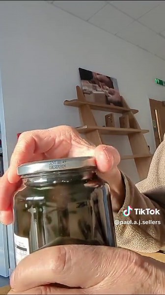 You’ll wanna remember this one! 🤩 #paulsellers #hacks #tips #kitchenhacks #tipsandtricks