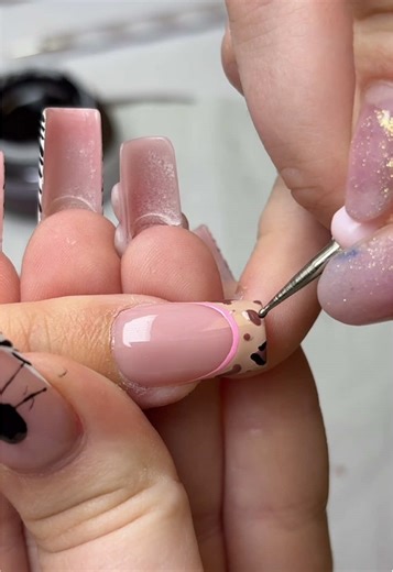 Stunning Gel Nail Art Tutorials at Studio 21