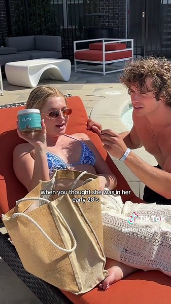 so yeah, there’s pearl powder and sea moss in these Gummies. You don’t have to take sea moss now, all you need is these gummies… 🌊🐟 ##seamoss##seamossbenefits##seamossfacts##seamossgummies##seamoss🔌##seamosssmoothie##pearlpowder##skincaregummies##skincareroutine##skincareroutinetips##skincareroutines##skincareroutineforbeginners##skinhacks##skinhack##skinroutine##skinroutinecare##beautyhacks##beautytips##beautytok##beautyreview##beautyreview##beautyroutine##skincaretiktok##skingummies