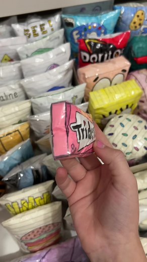 Create a Fun Paper Squishy Trident Craft