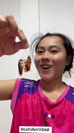 cockroach dinner 🤢🤢 😂🤣😂🤣 #funny #funnyvideos #fyp #tiktok #tiktokviral