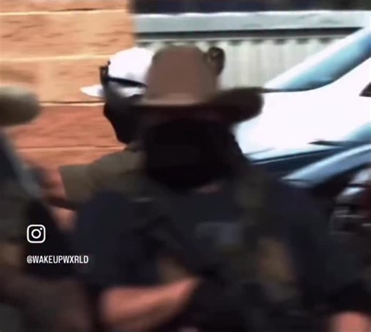 4.3K views · 431 reactions | Chicago PD needs to strike in protest. Per Command, they abandoned their Federal Brother and Sisters who were under attack. To individual officers who support being a political bargaining chip to a communist, lateral now. You’re a civilian with free will, if you keep gearing up to fight other lawful police, you are a traitor. | Armor Upfitters | Facebook