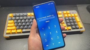 手机开机让输入PIN码或PUK码，一个超级简单的方法就能查询到