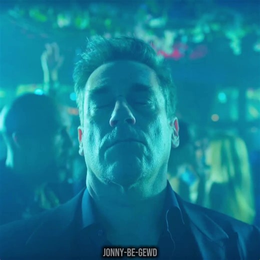 jonny_be_gewd (@jonny_be_gewd)’s video of jon hamm dancing scene