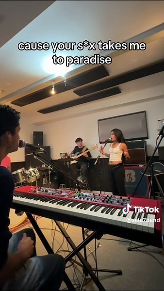 Bruno Mars Cover - Locked Out of Heaven at SALA7