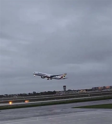 28K views · 277 reactions | A new aircraft model to the Emirates fleet since 2008: Here is the departure of first Emirates A350-941 from Toulouse factory (TLS) to Dubai (DXB). The aircraft, registered as A6-EXA (MSN 684), is the first of the 65 A350 aircraft to be delivered to Emirates. Previous Post: https://x.com/fl360aero/status/1838980832553296237  Courtesy: سالم بن تميم الريامي @bin_tamim_salim #airlines #aircraft | FL360aero | Facebook