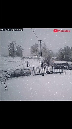 Domek w GÓRACH ❄️ #śnieg #zima #MotoQba wersja short