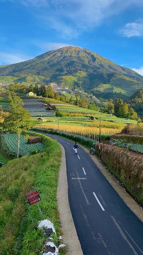 70K views · 5.7K reactions | Keindahan jalan menuju Nepal van Java | Ferly Wiranagara | Facebook