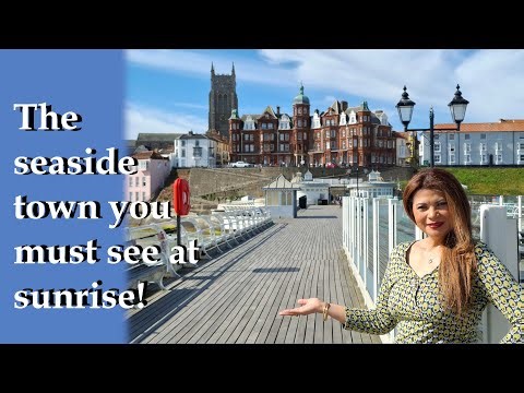 Sunrise Over History: the historic English seaside town you should visit very early in the morning!