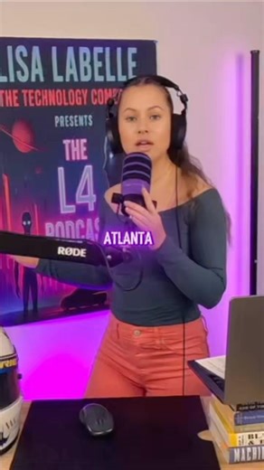 Atlanta #traffic #driving #distraction #highway #atlanta #podcastclips #comedian #facetime