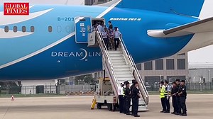 5.9K views · 95 reactions | 164 criminal suspects involved in telecom fraud were brought back to China from Laos by the public security organs of Hebei, Henan and Chongqing on Monday. More than 270 cross-border telecom fraud cases involving 179 suspects from 13 provinces and cities nationwide have been solved, the Global Times learned from authorities. #TelecomFraud | Global Times | Facebook