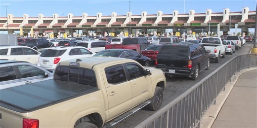 Border crossing wait times expected to increase during holiday season