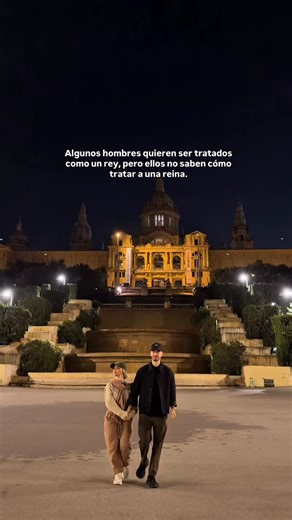 VALENTINA ORTIZ| Mentora de mujeres | Speaker on Instagram: "Esto es incómodo, pero necesitas saberlo: Hombre 1. No pidas una mujer que sea tu lugar de paz si tu no estás dispuesto a sostener emocionalmente y proveer. 2. No pidas una mujer femenina, exclusiva y leal si tú no has trascendido la tentación y dominado tu propósito 3. ⁠No pidas respeto, si tu palabra no es estable, si prometes y no cumples. 4. No pidas admiración, si tú mismo no te admiras cuando te miras a solas. 5. No pidas una muj