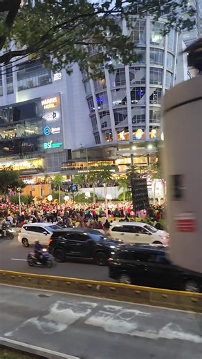 Experience the Magic of Christmas Carol at FX Sudirman