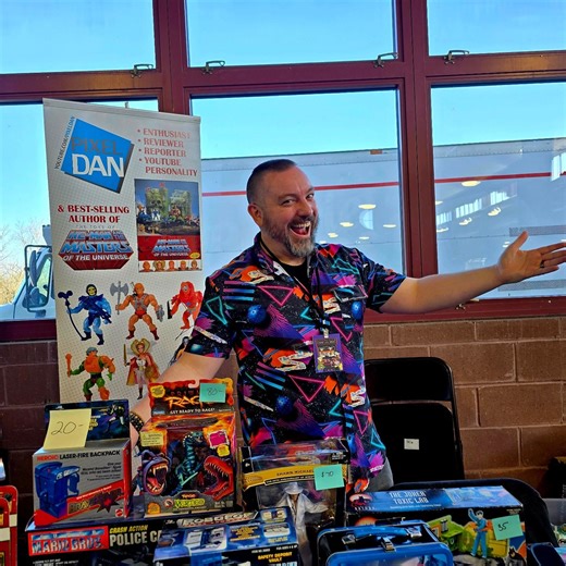 It's time for Midwest Toy and Comic Fest in Springfield, IL! I'm set up with books and toys! If you're around, come say hi! #toyhunting #toyhunt #toycollector #toycollecting | Pixel Dan