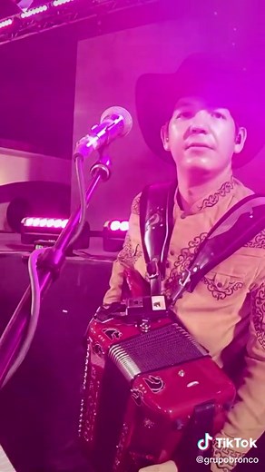 Déjame Amarte Otra Vez: Nuevo Video de Bronco