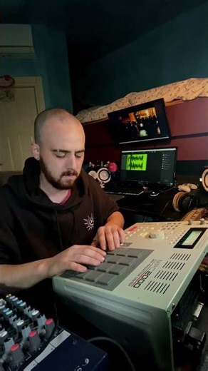 Sounds like 90s Mobb Deep beats | mpc 2000 beatmaking