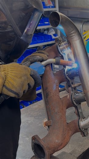 Tony Quinones * Prototype Vehicles Built to Order on Instagram: "Rear steer spindles always cause problems!! If you know… you know! We don’t have time for that today. We built these custom headers for 850 BMW LS3 swap. Crazy this car had a v12 from the factory, but with the LS dropped in there wasn’t room for any off the shelf Header. Now the Headers sneaks right past the steering box, gets cozy with the steering shaft but doesn’t touch, and blows a kiss to the hydroboost brake system as it pass