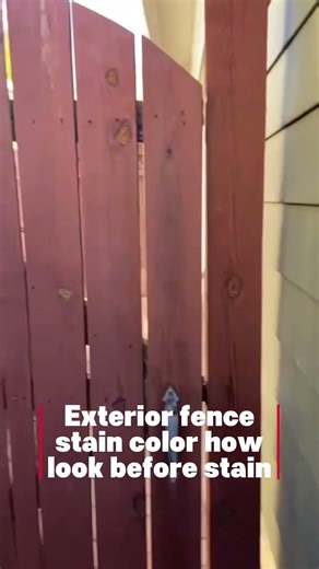 🌳✨ Transform your fence with a fresh stain! ✨🌳