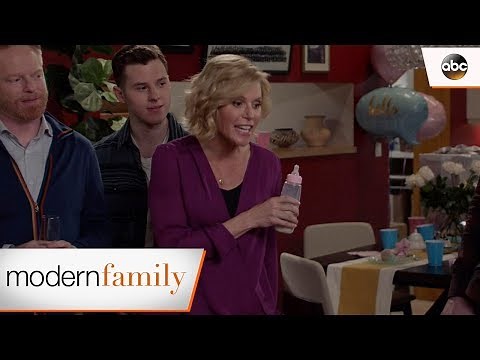 Claire Gives Her Baby Shower Speech – Modern Family