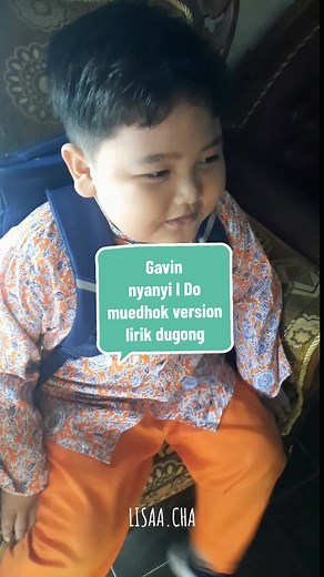 Baby Dugongs Singing 'Lirik Dugong' by Gavin | Cute Kids Performance