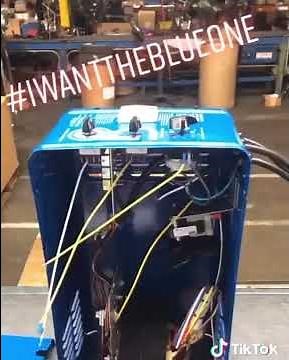 Associated Equipment Corporation-6002B Charger